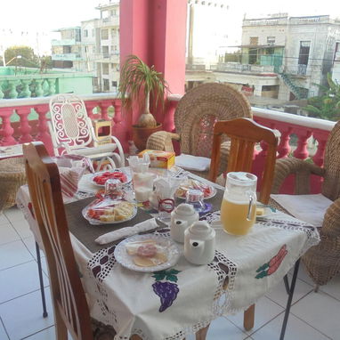 SE,RENTA 1 DORMITORIO CLIMATIZADO EN VEDADO - 2/10