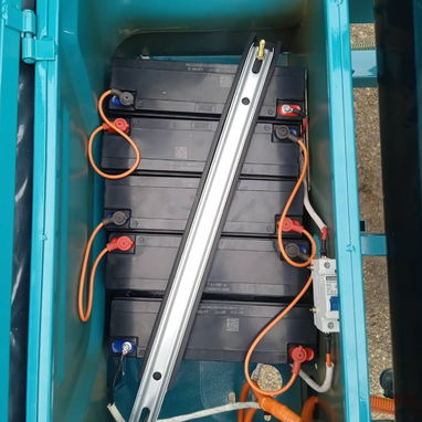 BICIMOTO TOPMAQ EVOLUTION 2026  ⚙️ CARACTERÍSTICAS  • 3000 W • 48 V  • 45 AH • Luces LED  • Alarma  • Bocina ( bluetooth - Img 123133585