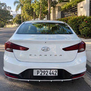 Oferta Hyundai Elantra 2019 – Moderno y Confiable (kinetica) - 3/5