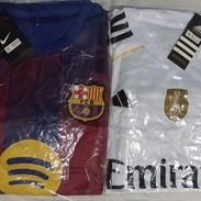 Juegos de camiseta-short de Real Madrid y Barcelona - Img 52759815