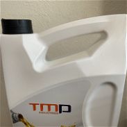 Vendo pomo de aceite TMP 20w50 de 5 litros - Img 45470615