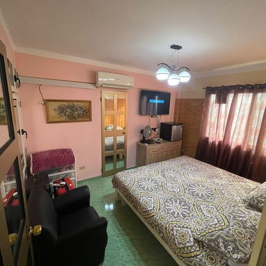 Renta Lineal en Vedado (Precio Negociable) - Img 125592200