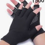 Guantillas negras elastizada unica talla para Moto y bicicleta - Img 55607451
