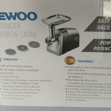 Moledera de carne marca Daewoo - 2/3