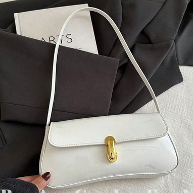 Nuevas carteras, siempre bellas - Img 121585332