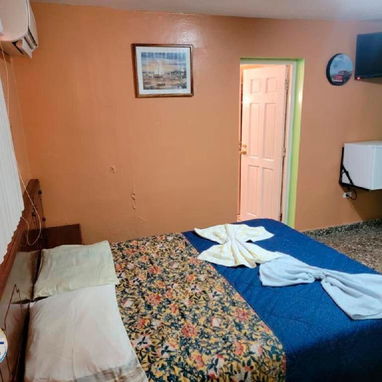 Alquiler de casa con piscina en Brisas del Mar - Img 114965803