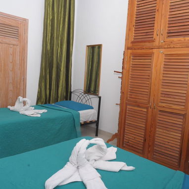 RENTA DE APARTAMENTO PRIVADO DE DOS DORMITORIOS EN CENTRO HABANA. 53880216 - Img 114216746