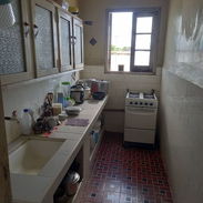 Vendo apartamento de tres habitaciones y dos baños, azotea libre, gas de la calle 24 horas, recidencial Santos Suárez, c - Img 57727128