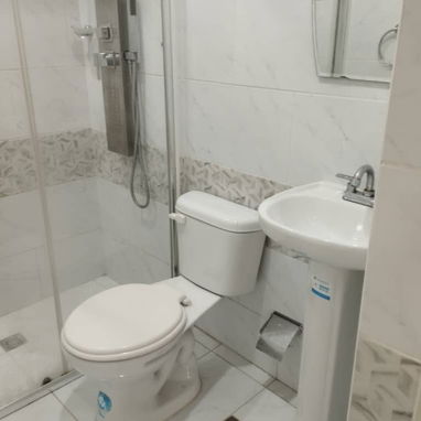 Apto 4to piso víbora park - 2/3