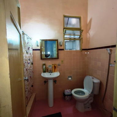 Renta de Apartamento Capitalista En Aramburo y Jovellar,Cerca del Coopelita,Radio Progreso..,1er Piso,2/4,Calentador,220 - 5/8