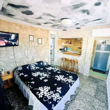 🏠 Casa De Renta En Guanabo Con Piscina. 👥 Capacidad para 4 personas. ❄️ Climatización asegurada. 📱+5355284821 - 2/8