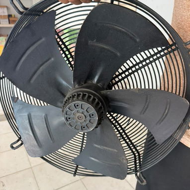 Dos extractores de aire 450 - 3/5