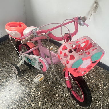Bicicleta para niño/a de USO en buenas confusiones - Img 123439171