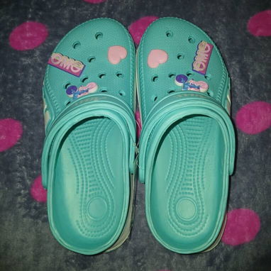 Chancletas, Crocs, Sandalias - Img 121648115