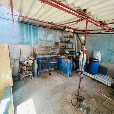 Apartamento en el tercer piso de un edificio capitalista en el Vedado , cerca de la Universidad de la Habana - 6/10