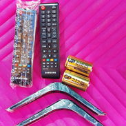 Mando para TV *Samsung* Pilas gordas(13A LR20/formar D 1.5v) Patas para TV plasma(68-50D29B) - Img 58051257