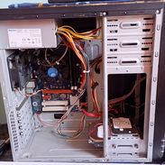 Torre de PC kit de 4ta I3 4ram Fte Hunkey(460W 42A conector para tarjeta de video)DD 1tera +Chasis 58278775 - Img 56113065
