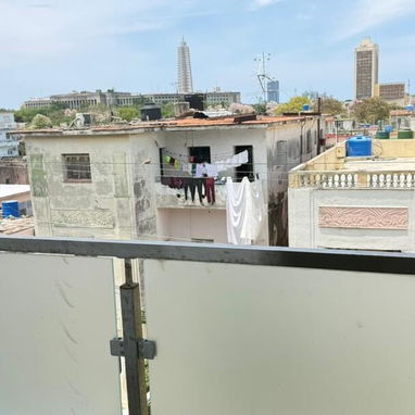 Apartamento de 2 habitaciones disponible en Plaza de la Revolución con vista panorámica. - Img 124408604