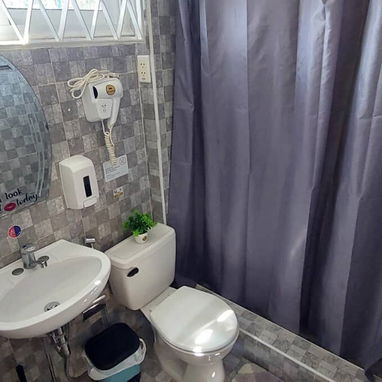 Renta de apartamento en la habana. Alquiler de casa en el Vedado - Img 112440987