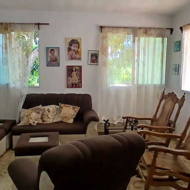 Se vende casa amplia en la Lisa Arroyo Arena 2do piso - 3/10