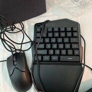 Vendo mouse razer y teclado de una mano - Img 45288802