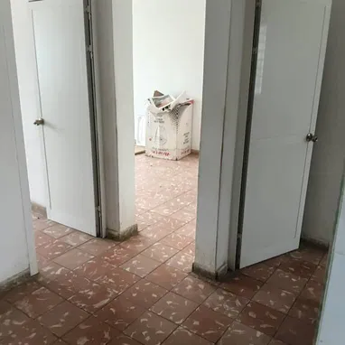 SE VENDE APARTAMENTO EN SEGUNDO PISO DE 2 HABITACIONES EN ALTAHABANA BOYEROS ZONA DONDE NO SE VA LA CORRIENTE - 4/7