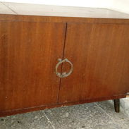 Mueble antiguo de madera - Img 55467191