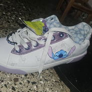 ✨Tenis con temática de Stich✨ - Img 57708167