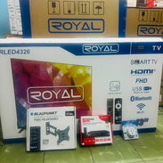 Televisor Royal 43 pulgadas+ cajita descodificadora+ soporte a la pared+ regulador de voltaje - Img 55296524