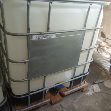 Tanque de agua de 1000 LTS enrrejado con transporte incluído hasta la puerta de tu casa - 4/6