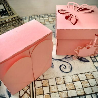 Cajas pequeñas caladas, porta velas y postales. - Img 119192492