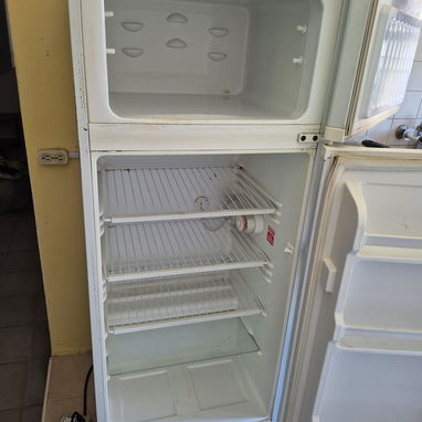Refrigerador Hair de uso funcionando - 2/3