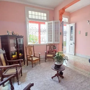 Casa de 7 cuartos super espaciosa en santo suarez - Img 122297586