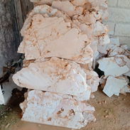 Enchapes de piedras naturales para embellecer su hogar y para la humedad - Img 55845412