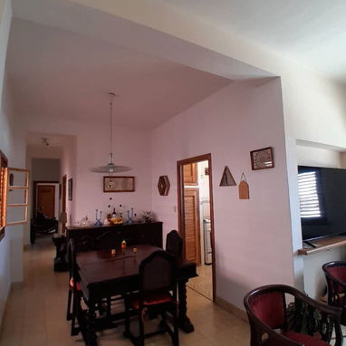 Venta lindo apto Vedado 2/4. Con todo incluído. Interior c garaje - 2/9