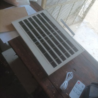 Ventilador recargable con panel solar - 3/3