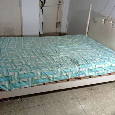 Juego cuarto antiguo - Img 123569421