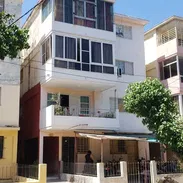 En Venta apartamento de 1 cuarto y medio en el Vedado - Img 55764107