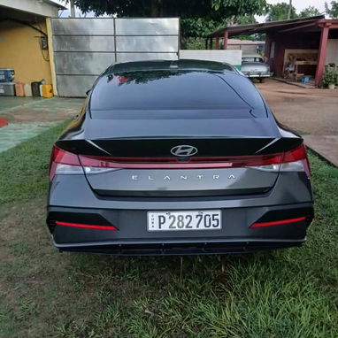 HYUNDAI ELANTRA 2025 - 2/2