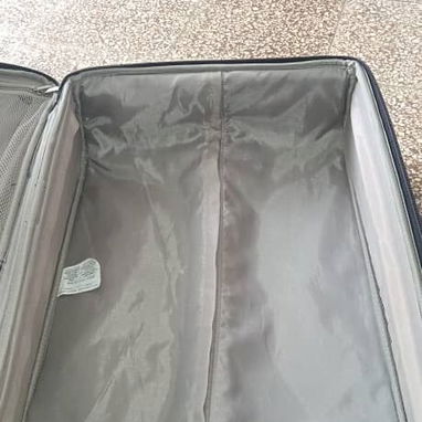Maleta de 23 kg.casi nueva aprovecha la oferta - Img 124211175