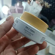 🌼 Crema de Caléndula Farmasi - Img 55495005