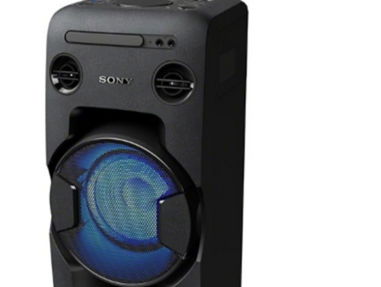 Equipo Sony modelo: Mhc-V11, Bluetooth, NFC, Radio CD, USB, Karaoke. Casi nuevo. - Img 66742648