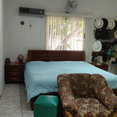 Casa en Siboney con piscina garaje respaldo eléctrico de paneles - 6/9