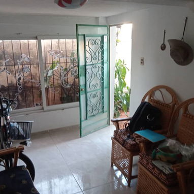 RENTA DE APARTAMENTO VEDADO A 1 CUADRA DEL CALIXTO GARCÍA 300 USD - Img 119724103
