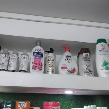 Aseo , perfumeria y belleza - Img 121848208