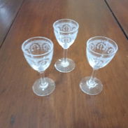 Copitas antiguas de cristal fino. - Img 55286673