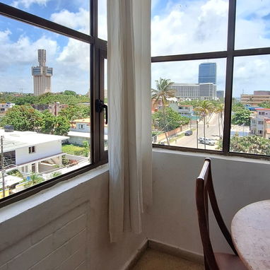 SE RENTA APARTAMENTO EN MIRAMAR, CON VISTA AL MAR - 2/10