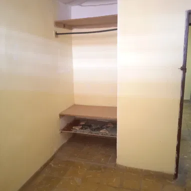 vendo apartamento en micro x alamar 6to piso dos cuartos en 2800 usd - Img 124171379