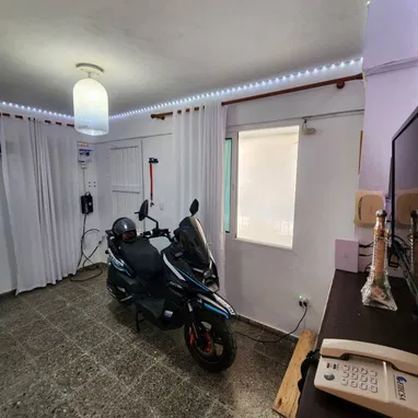 Casa puerta de calle en playa placa libre - 2/2