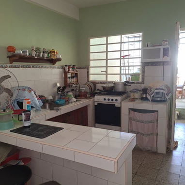 REBAJA: CASA EN LA CEIBA (PLAYA) - 20,000 USD SIN NADA ADENTRO - 2/10